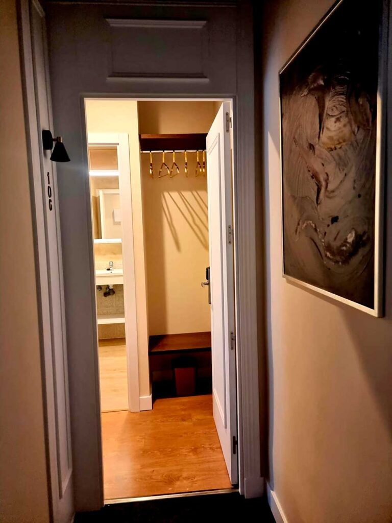 Entrada habitación Le Petit Palu Flora