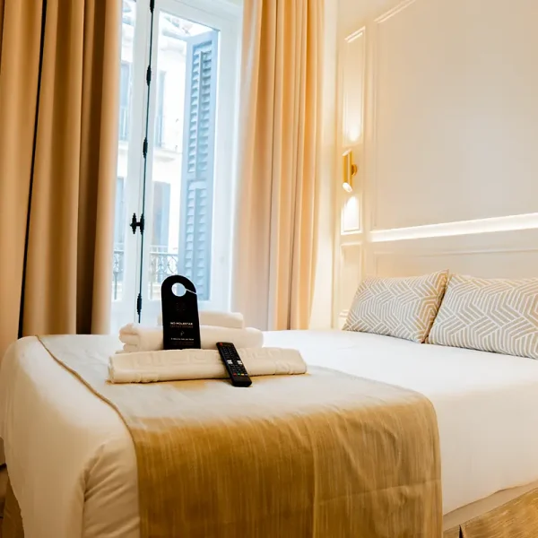 habitacion-doble-con-balcon-01